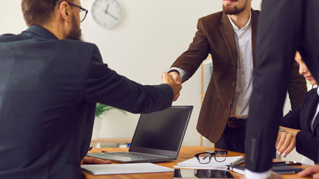 Cómo iniciar tu negocio digital: consejos de Clover Brito, Fundador y CEO de G-Talent