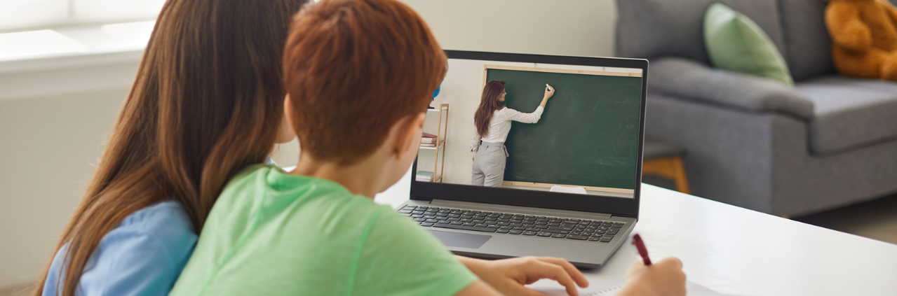 Cómo los Profesores y los Estudiantes se Benefician del Chat  GPT